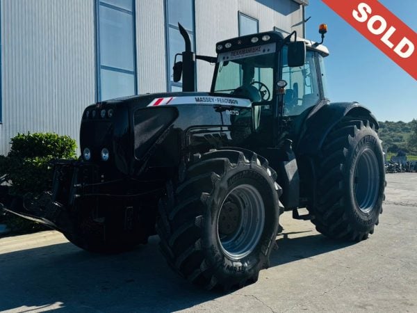 Tractor Massey Ferguson 8470