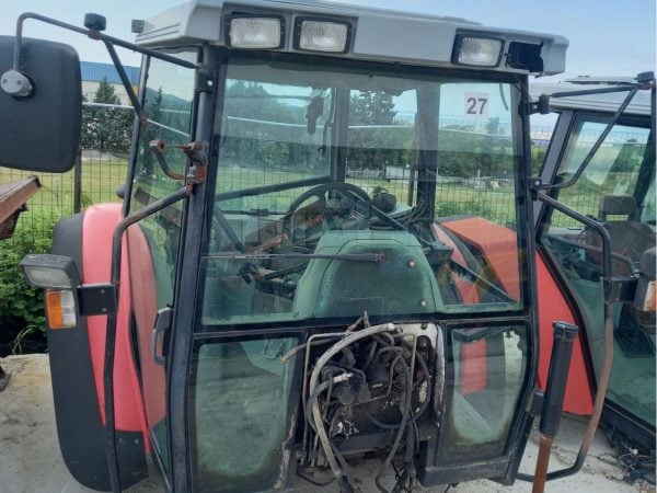 Cabin Massey Ferguson 8210