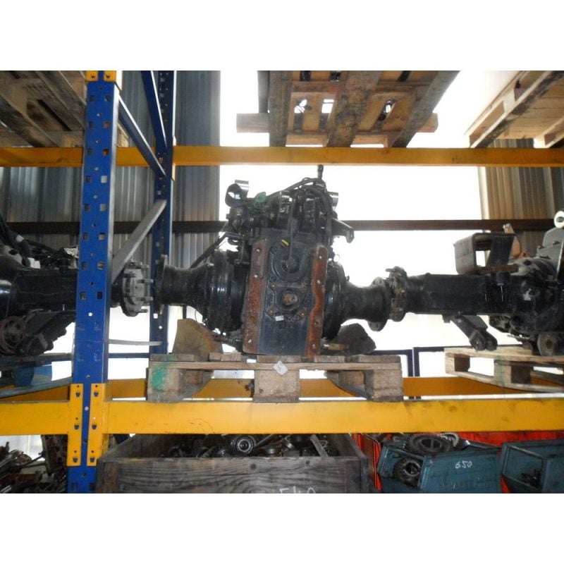 NEW HOLLAND 155B 2
