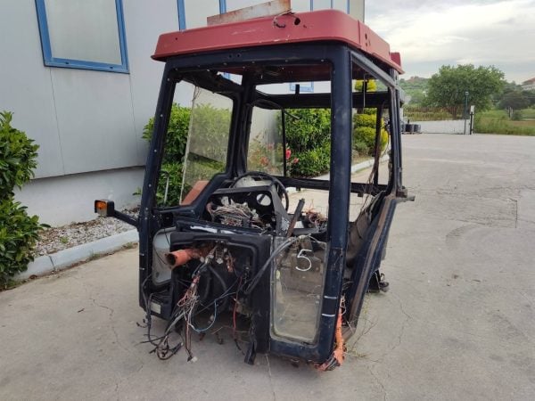 Καμπίνα International 1056 XL