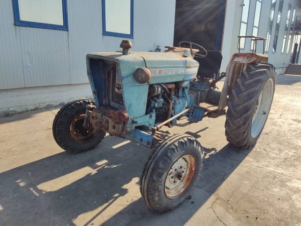 Ford 4000