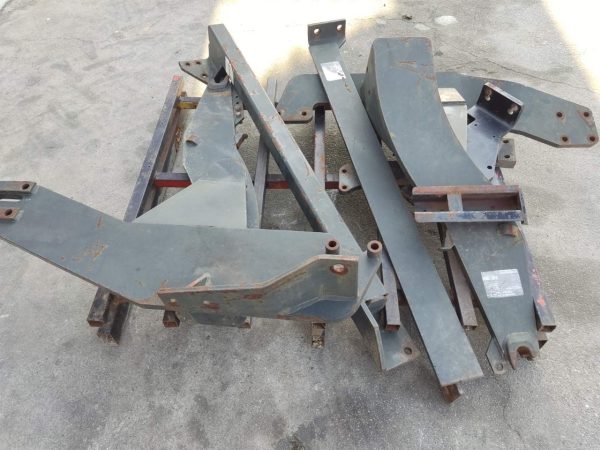 Βάσεις κουβά Massey Ferguson 6100
