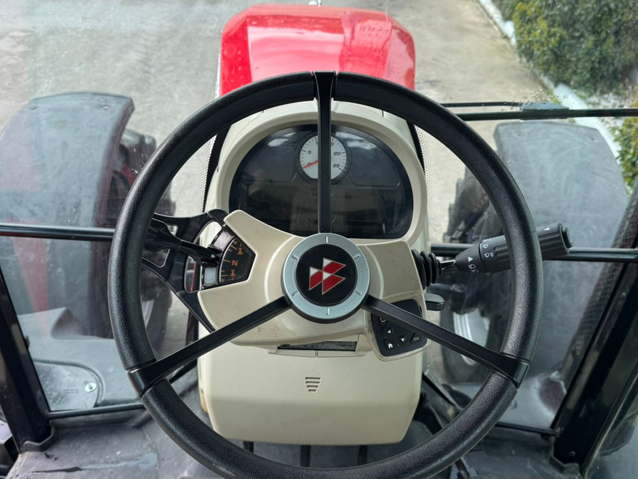 Massey Ferguson 7716 Tractor - Image 5