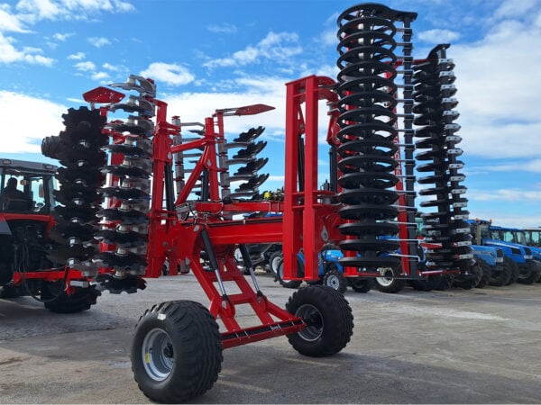 TERRA DISK Heavy-Duty Trailed 4.5 m – 32 Discs with 610 mm Disc Diameter